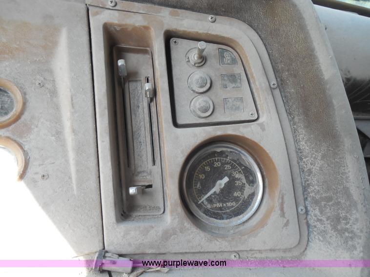 image for item I1498 1980 Ford 8000 dump truck