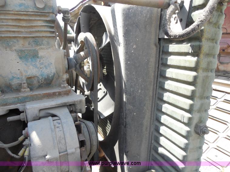 image for item I1498 1980 Ford 8000 dump truck