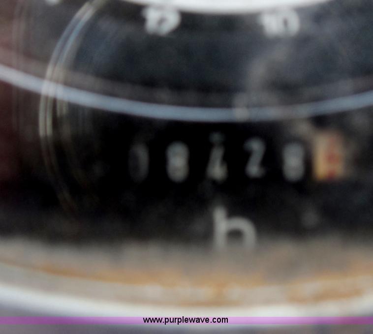 image for item I1500 1983 John Deere 2640 tractor