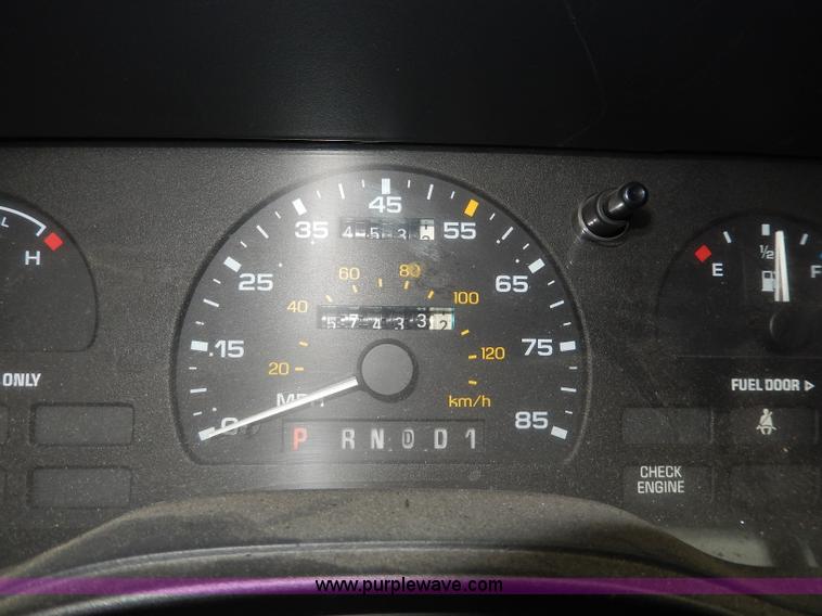 image for item I4276 1993 Ford Taurus GL