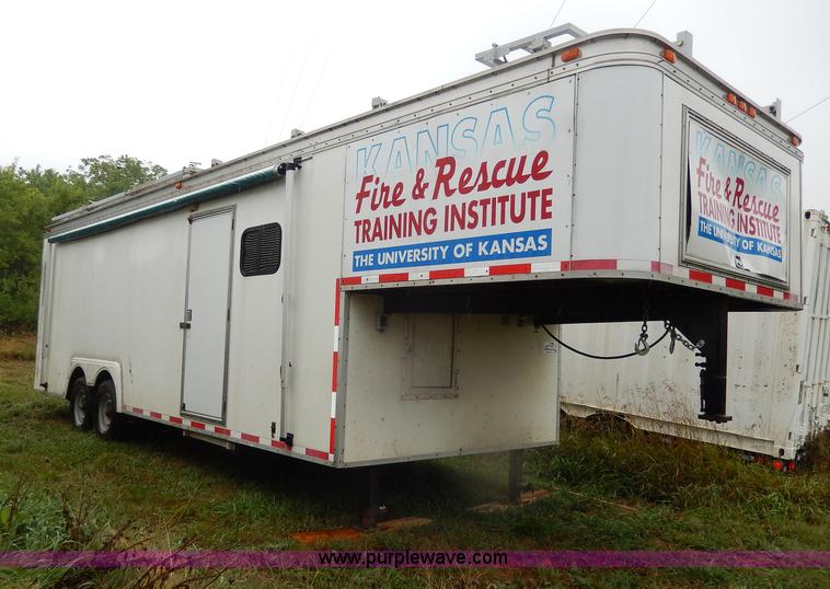 image for item I4279 1994 Speedwagon fifth wheel fire rescue simulator trailer