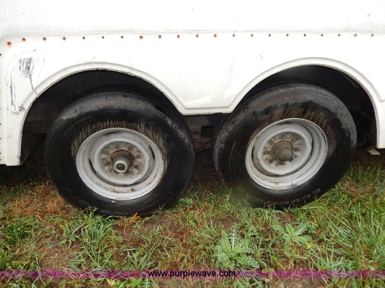 image for item I4279 1994 Speedwagon fifth wheel fire rescue simulator trailer