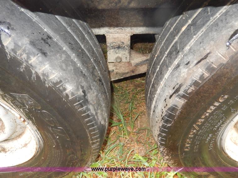 image for item I4279 1994 Speedwagon fifth wheel fire rescue simulator trailer