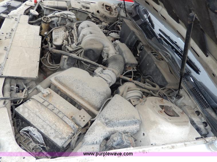 image for item I4280 1993 Ford Taurus GL