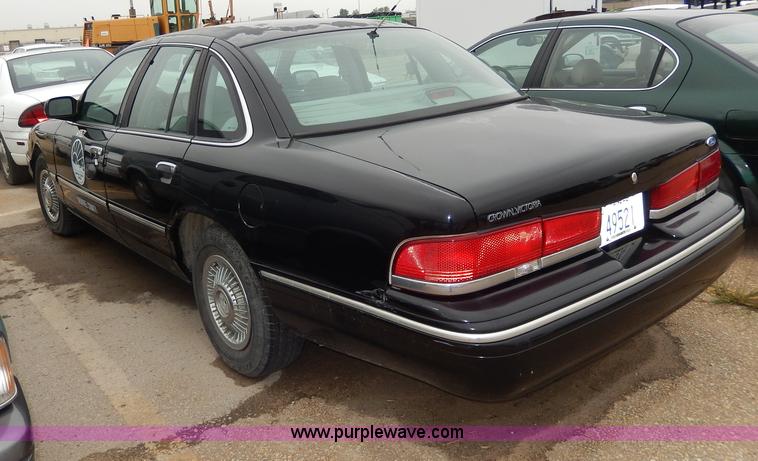 image for item I4281 1997 Ford Crown Victoria