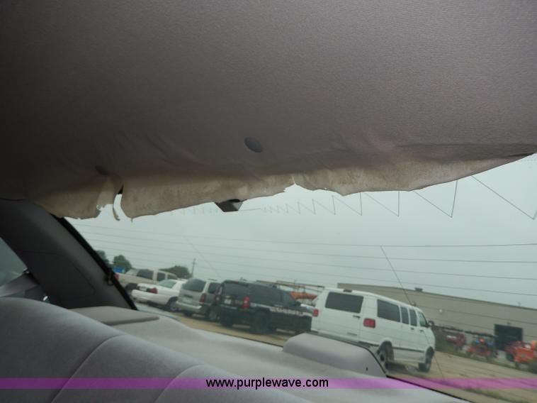 image for item I4281 1997 Ford Crown Victoria