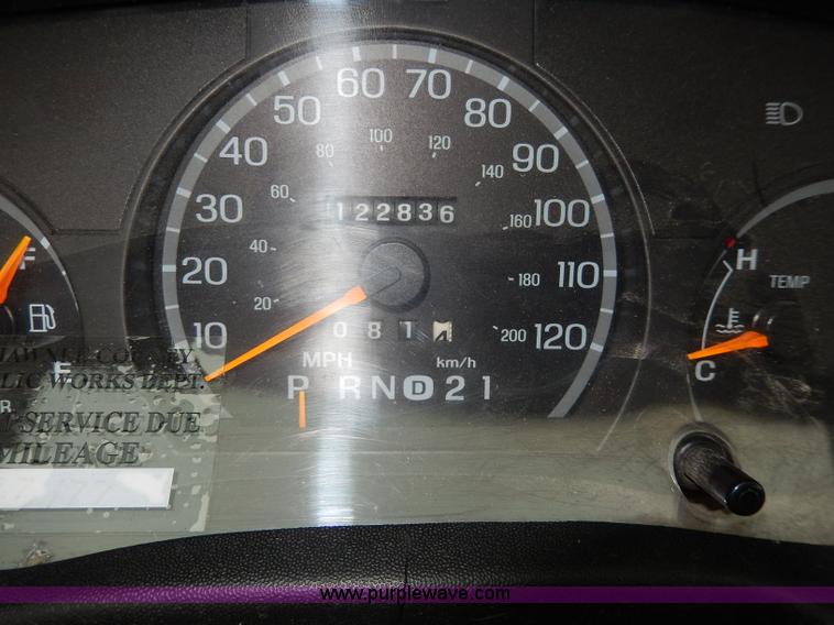 image for item I4281 1997 Ford Crown Victoria