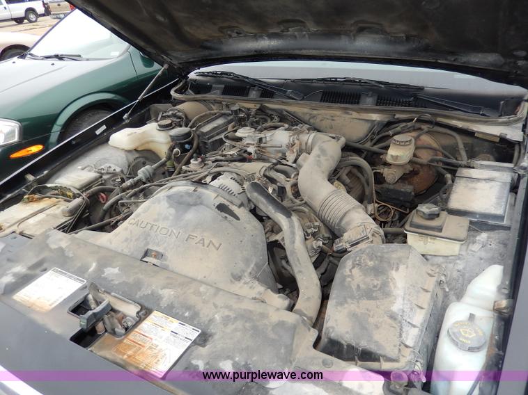 image for item I4281 1997 Ford Crown Victoria