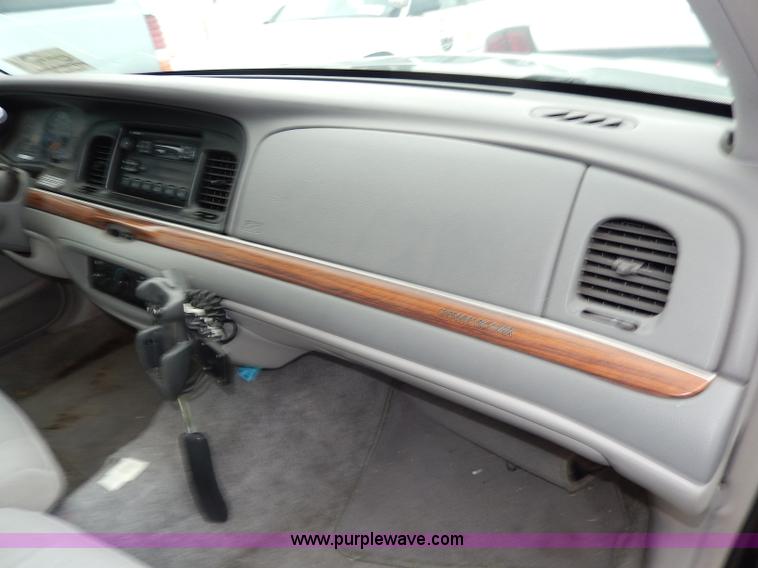 image for item I4281 1997 Ford Crown Victoria