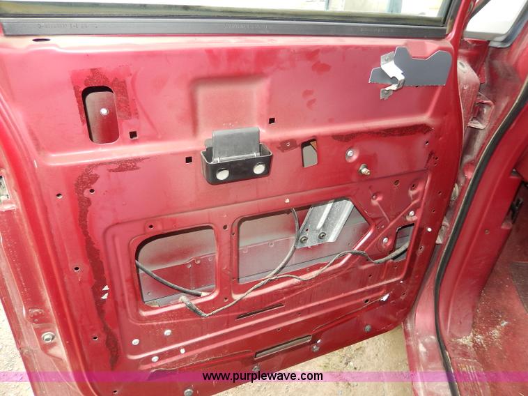 image for item I4284 1993 Ford Aerostar XL van