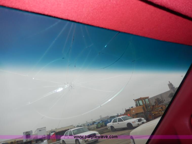 image for item I4284 1993 Ford Aerostar XL van