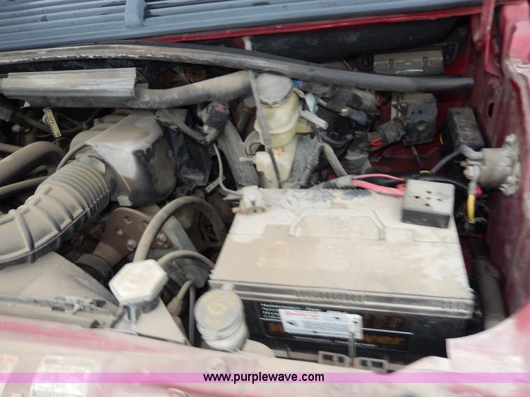 image for item I4284 1993 Ford Aerostar XL van