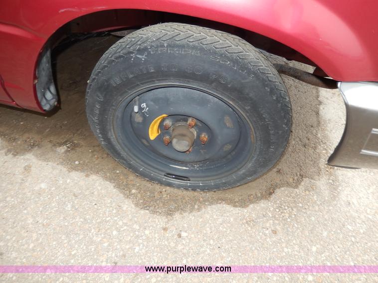 image for item I4284 1993 Ford Aerostar XL van