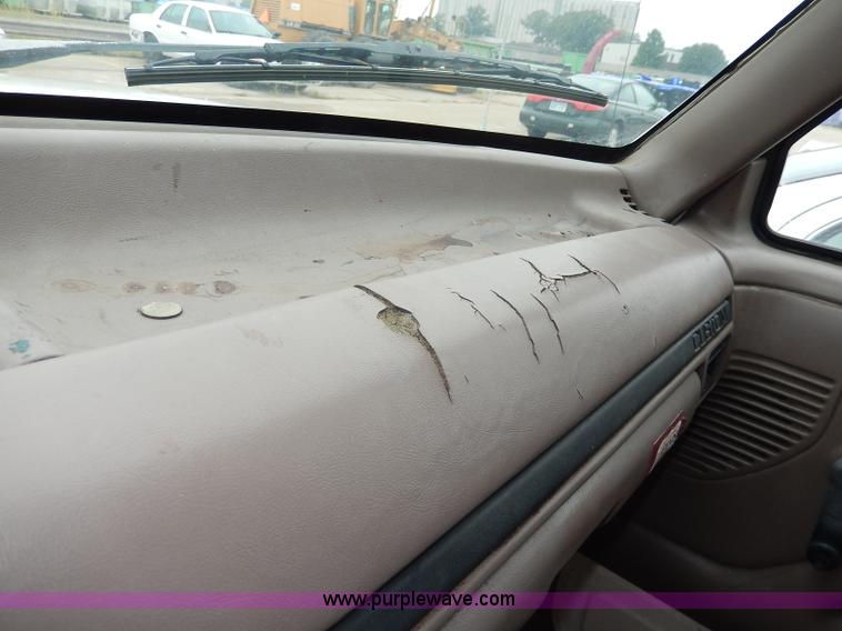 image for item I4285 1992 Ford F350 Custom pickup truck