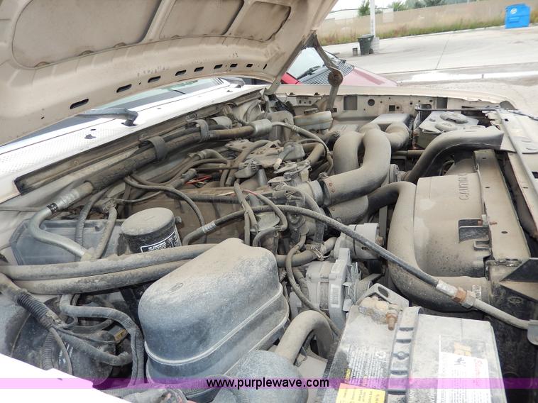 image for item I4285 1992 Ford F350 Custom pickup truck