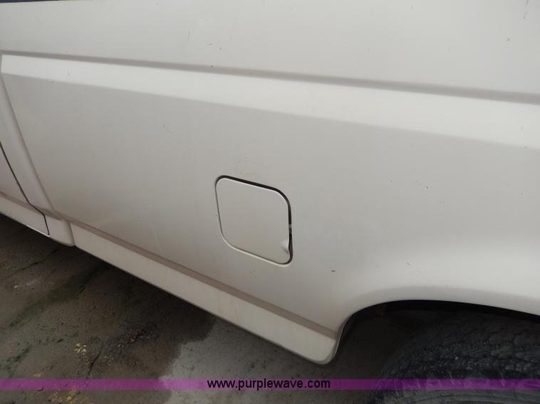 image for item I4285 1992 Ford F350 Custom pickup truck