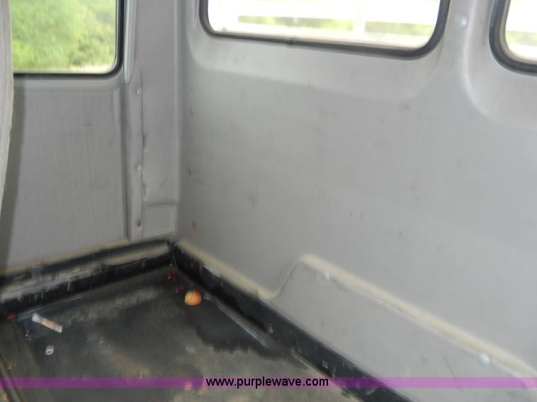 image for item I4302 2003 Freightliner FL70 semi truck