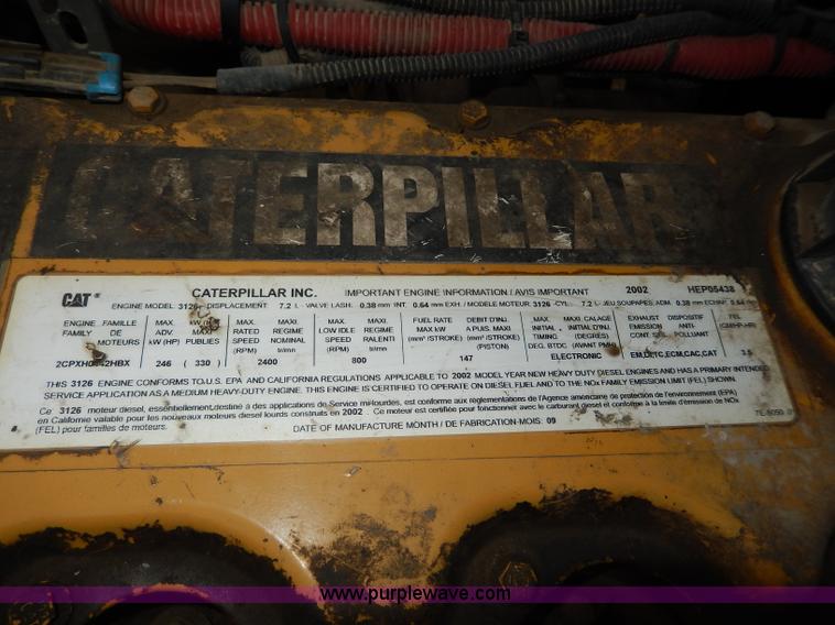 image for item I4302 2003 Freightliner FL70 semi truck