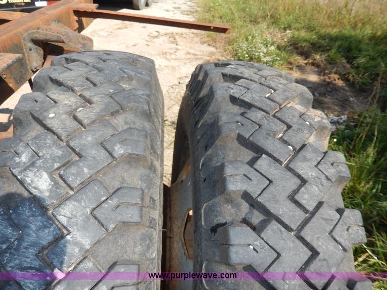 image for item I4315 1978 Ford F600 truck cab and chassis