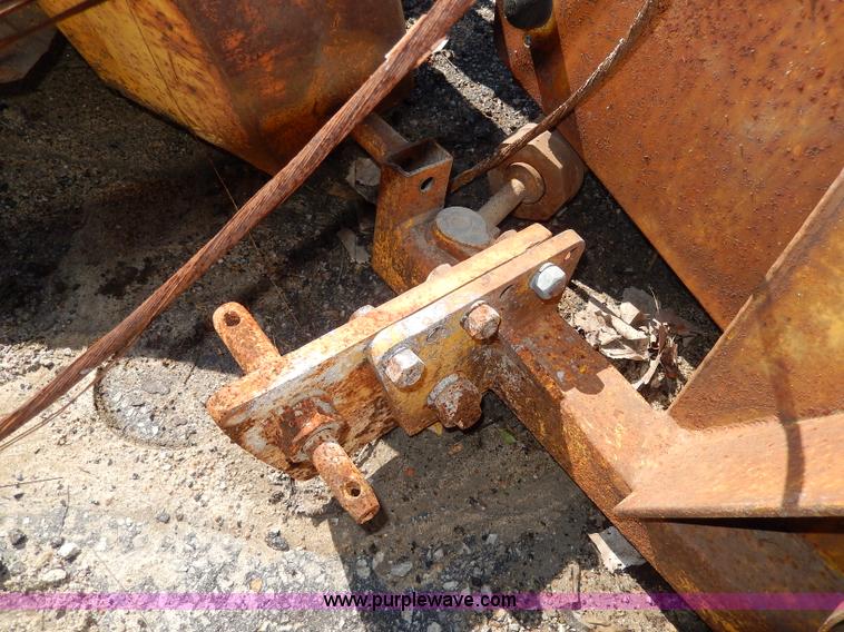 image for item I4329 Beaver 561 tractor arm mower