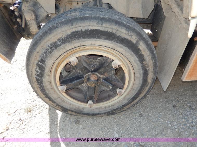 image for item I4365 1995 GMC TopKick dump truck