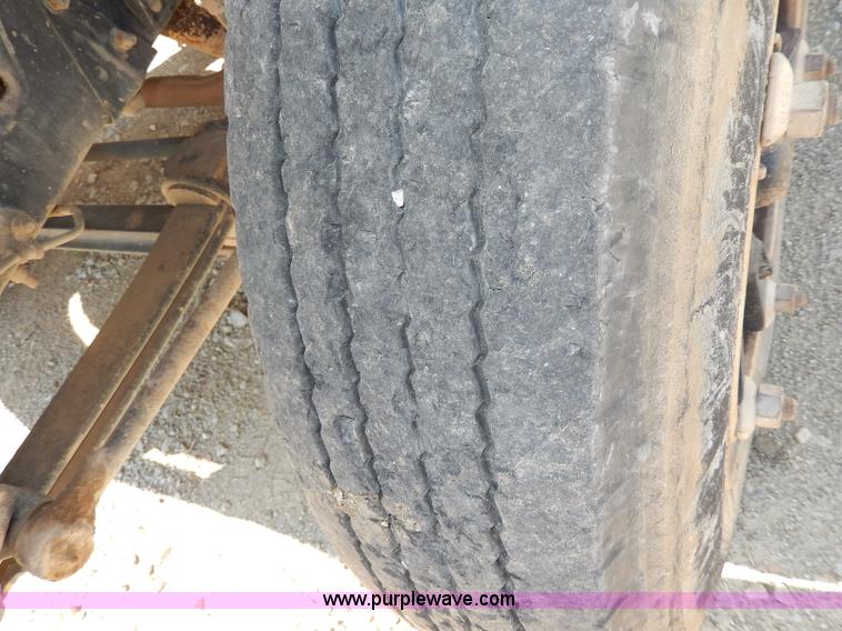 image for item I4365 1995 GMC TopKick dump truck