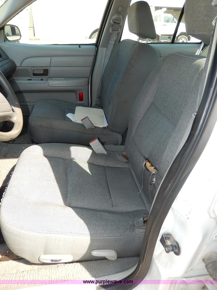 image for item I4366 2003 Ford Crown Victoria Police Interceptor
