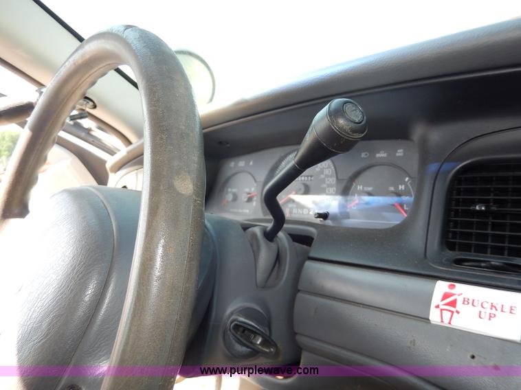 image for item I4366 2003 Ford Crown Victoria Police Interceptor