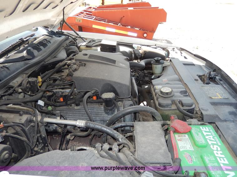 image for item I4366 2003 Ford Crown Victoria Police Interceptor