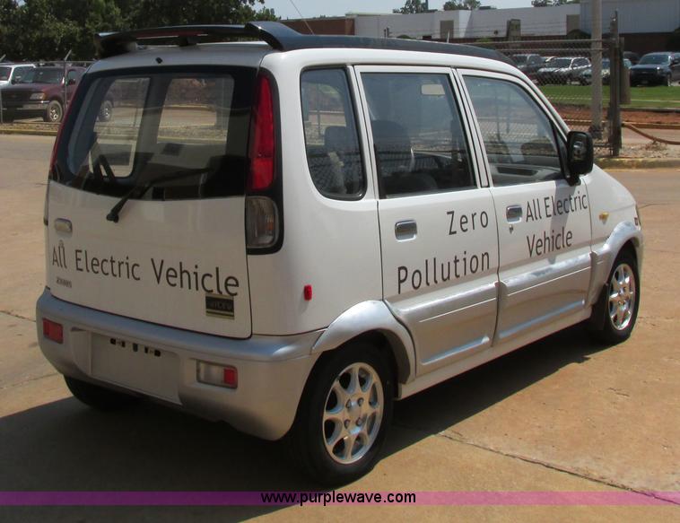 image for item I4984 2007 Miles ZX40S