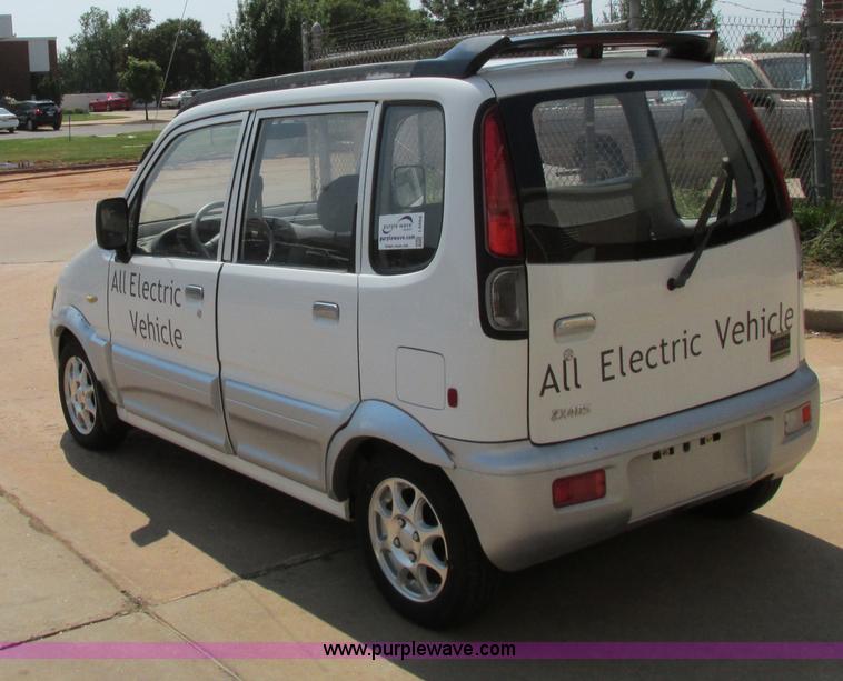 image for item I4984 2007 Miles ZX40S