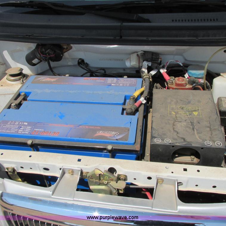 image for item I4984 2007 Miles ZX40S