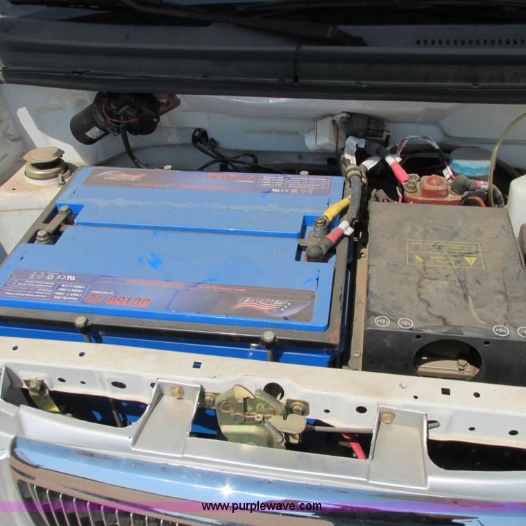 image for item I4984 2007 Miles ZX40S