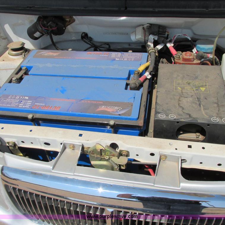 image for item I4984 2007 Miles ZX40S