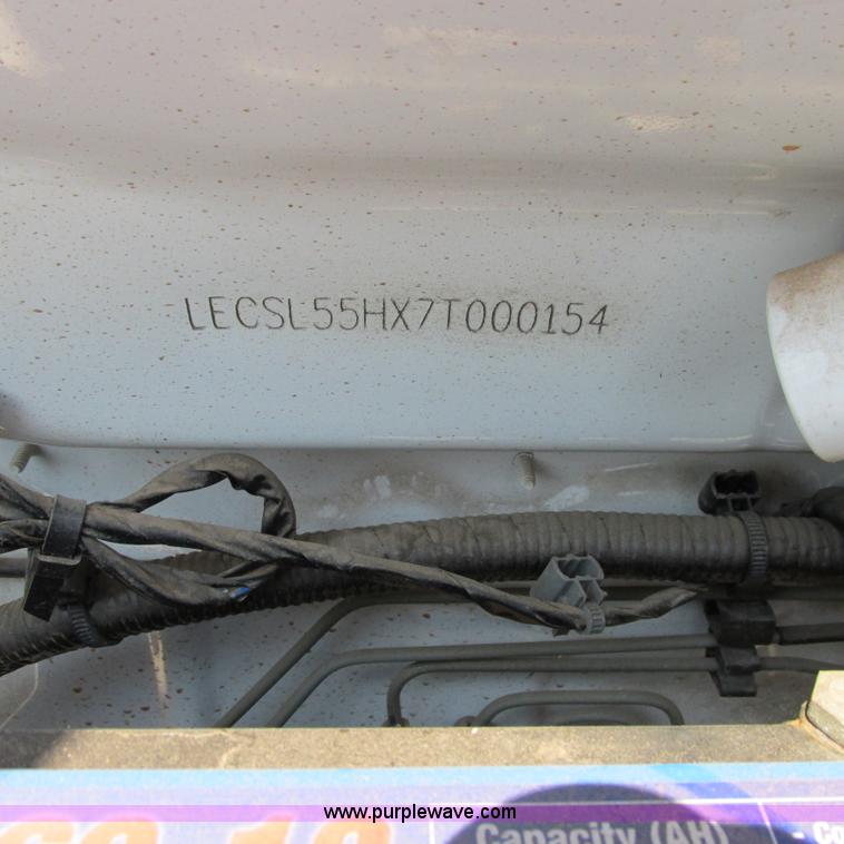 image for item I4984 2007 Miles ZX40S