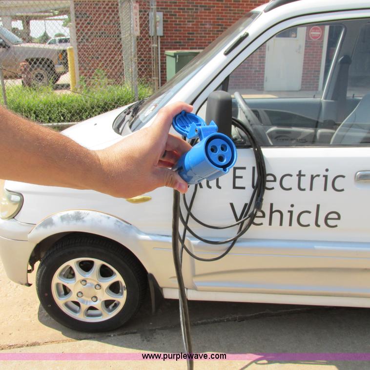 image for item I4984 2007 Miles ZX40S