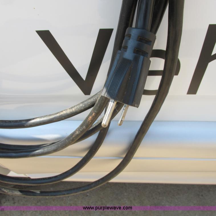 image for item I4984 2007 Miles ZX40S