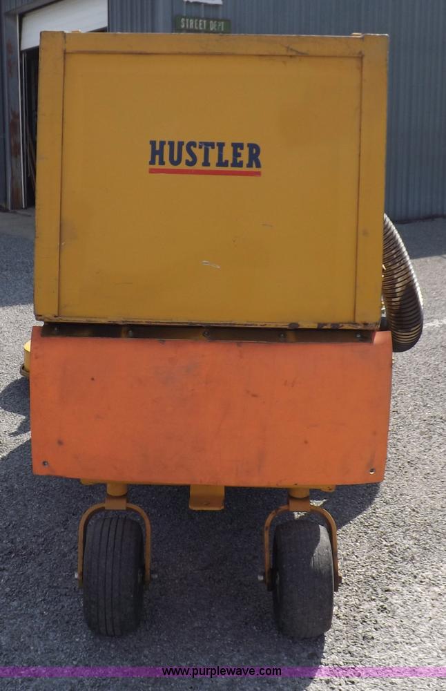 image for item I7621 2003 Hustler 4500 lawn mower