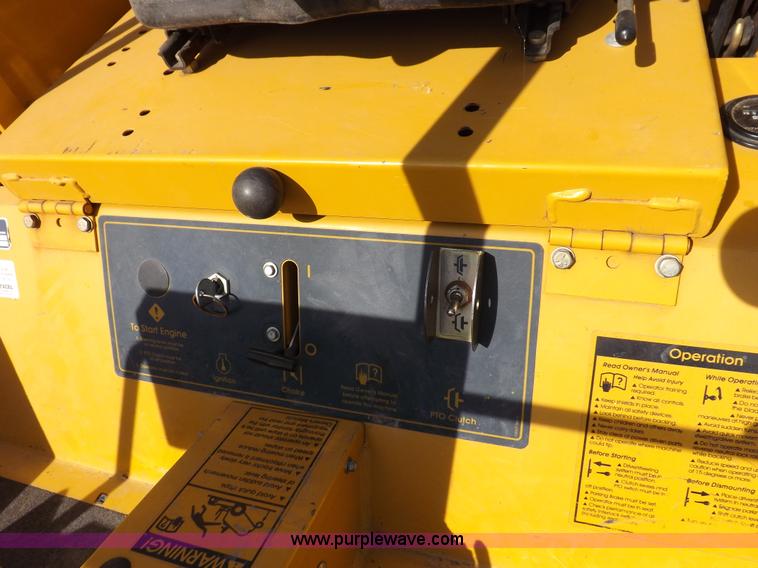 image for item I7621 2003 Hustler 4500 lawn mower