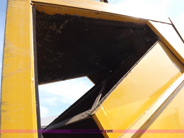 image for item I7621 2003 Hustler 4500 lawn mower