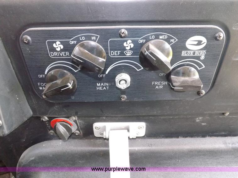 image for item I7622 1997 Blue Bird TC2000 bus