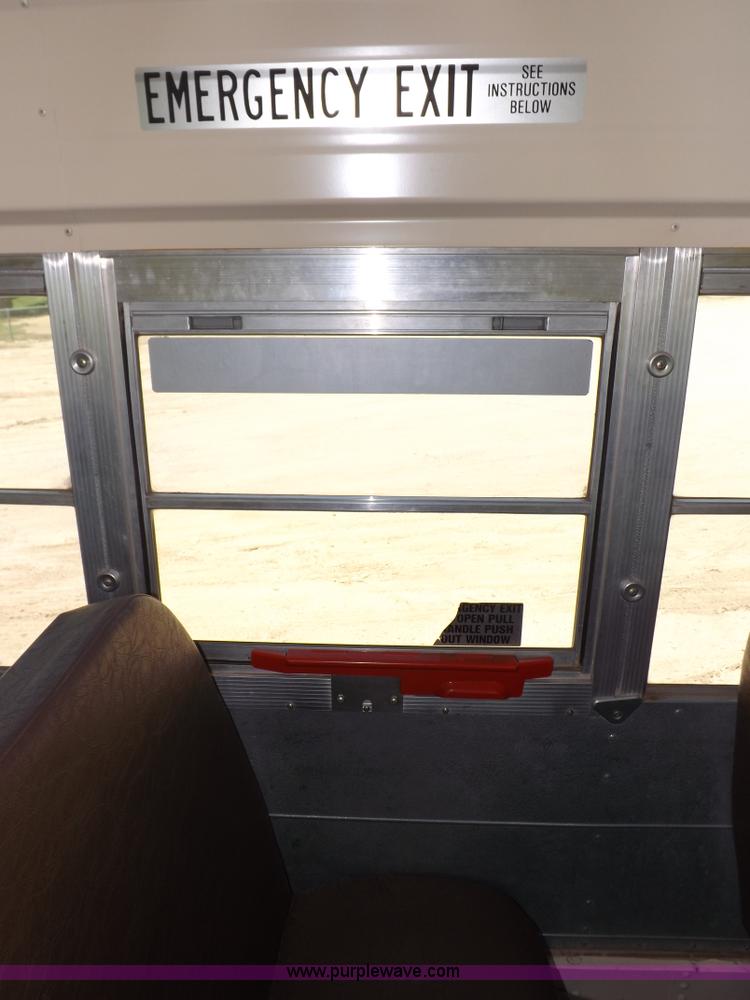 image for item I7622 1997 Blue Bird TC2000 bus