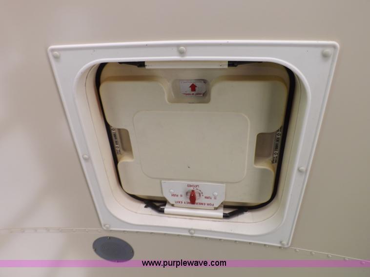 image for item I7622 1997 Blue Bird TC2000 bus