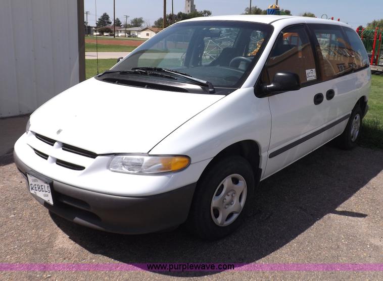 image for item I7623 1998 Dodge Caravan van
