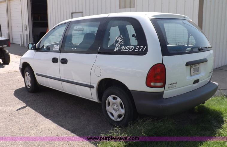 image for item I7623 1998 Dodge Caravan van