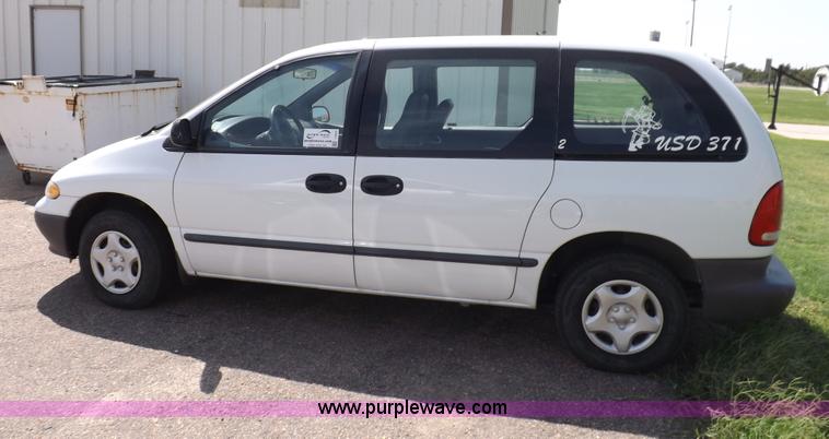 image for item I7623 1998 Dodge Caravan van