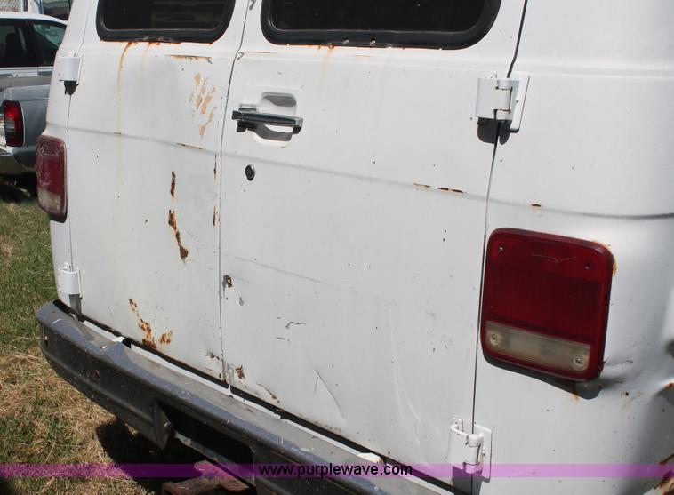 image for item I8084 1989 Chevrolet Sport Van
