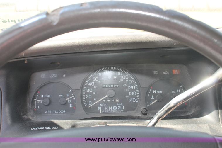 image for item I8086 1995 Ford Crown Victoria Police Interceptor