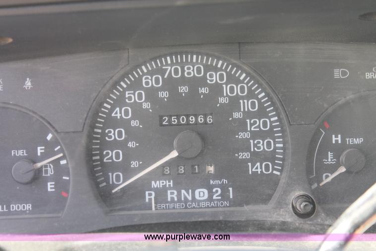 image for item I8086 1995 Ford Crown Victoria Police Interceptor