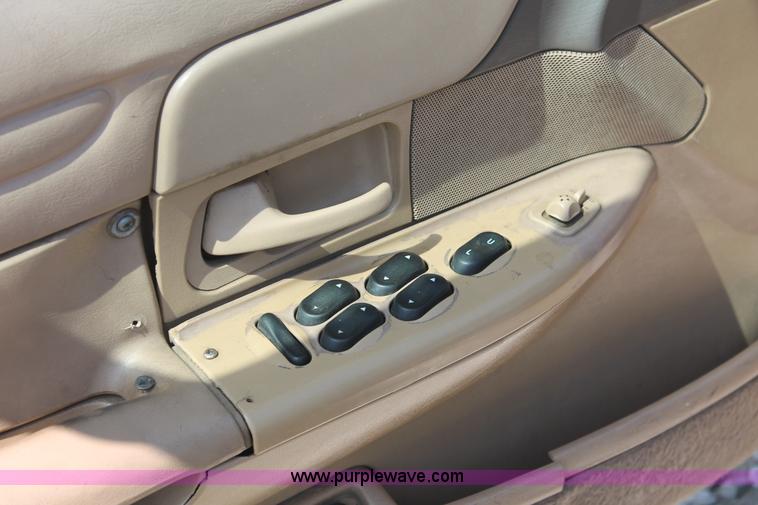 image for item I8088 1997 Ford Crown Victoria Police Interceptor